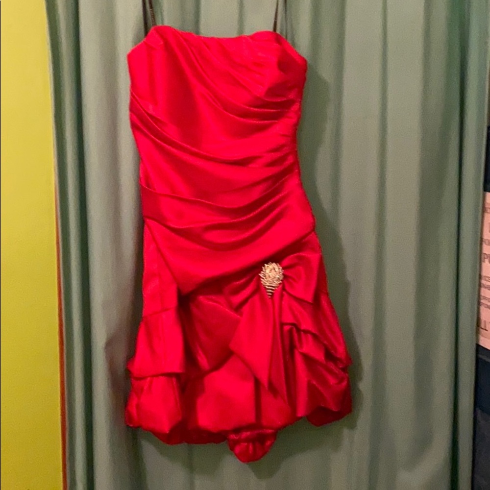 Formal short dress